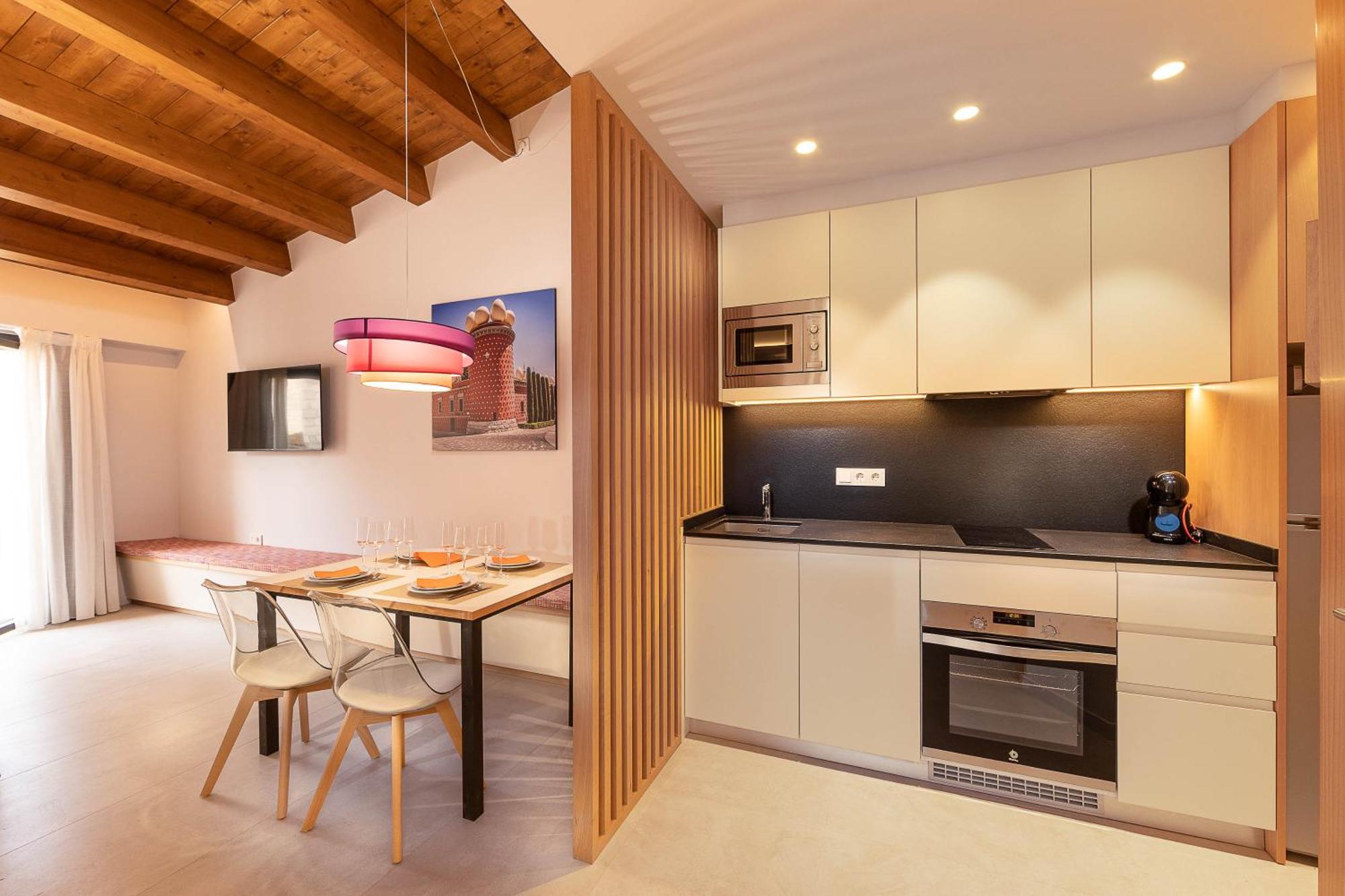 C&C Apartments Figueres  Eksteriør bilde