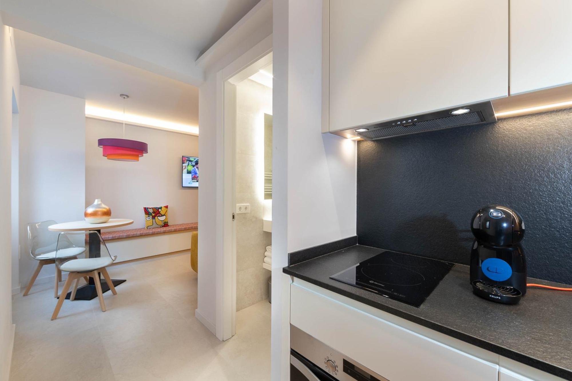 C&C Apartments Figueres  Eksteriør bilde