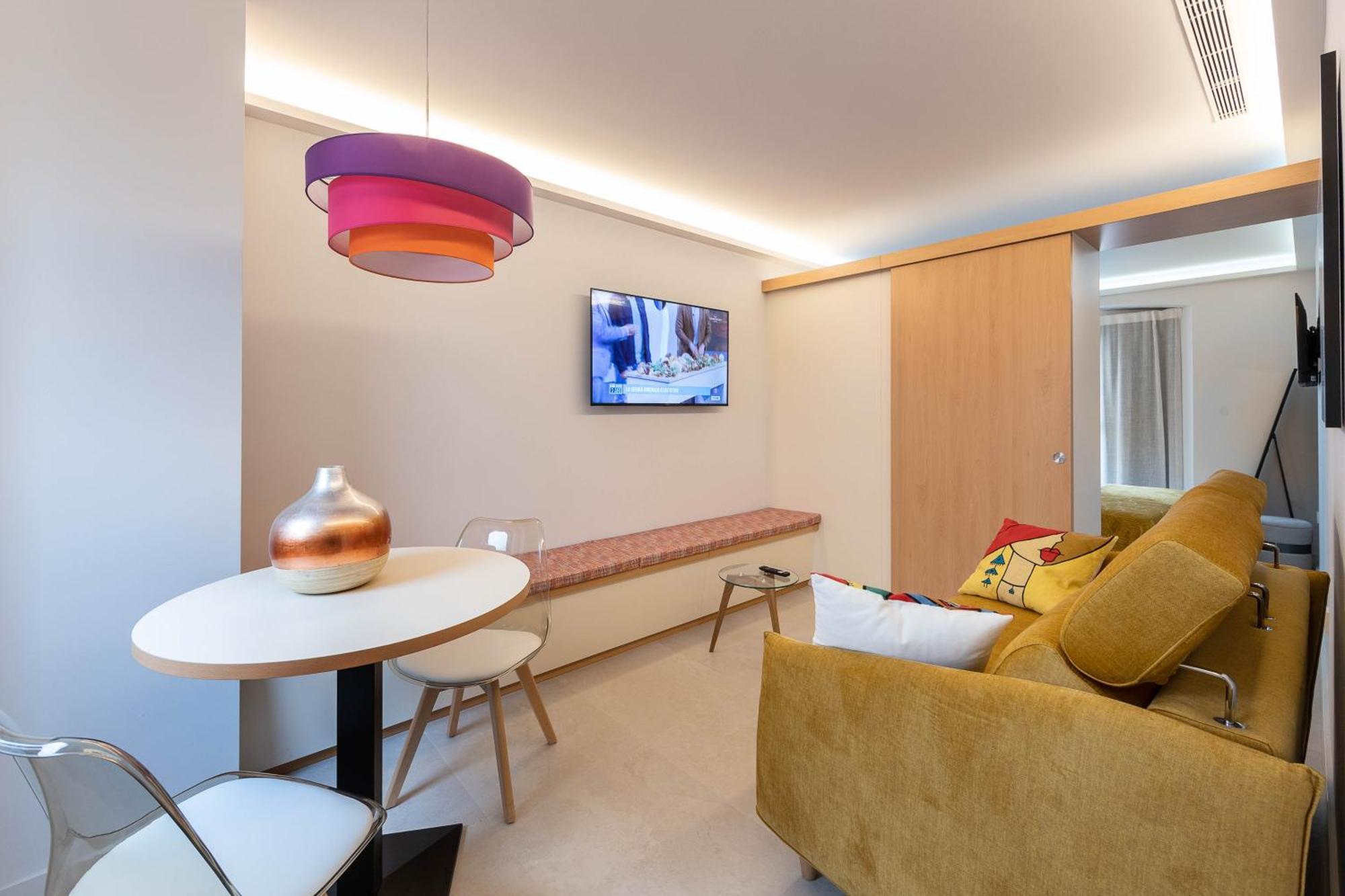 C&C Apartments Figueres  Eksteriør bilde