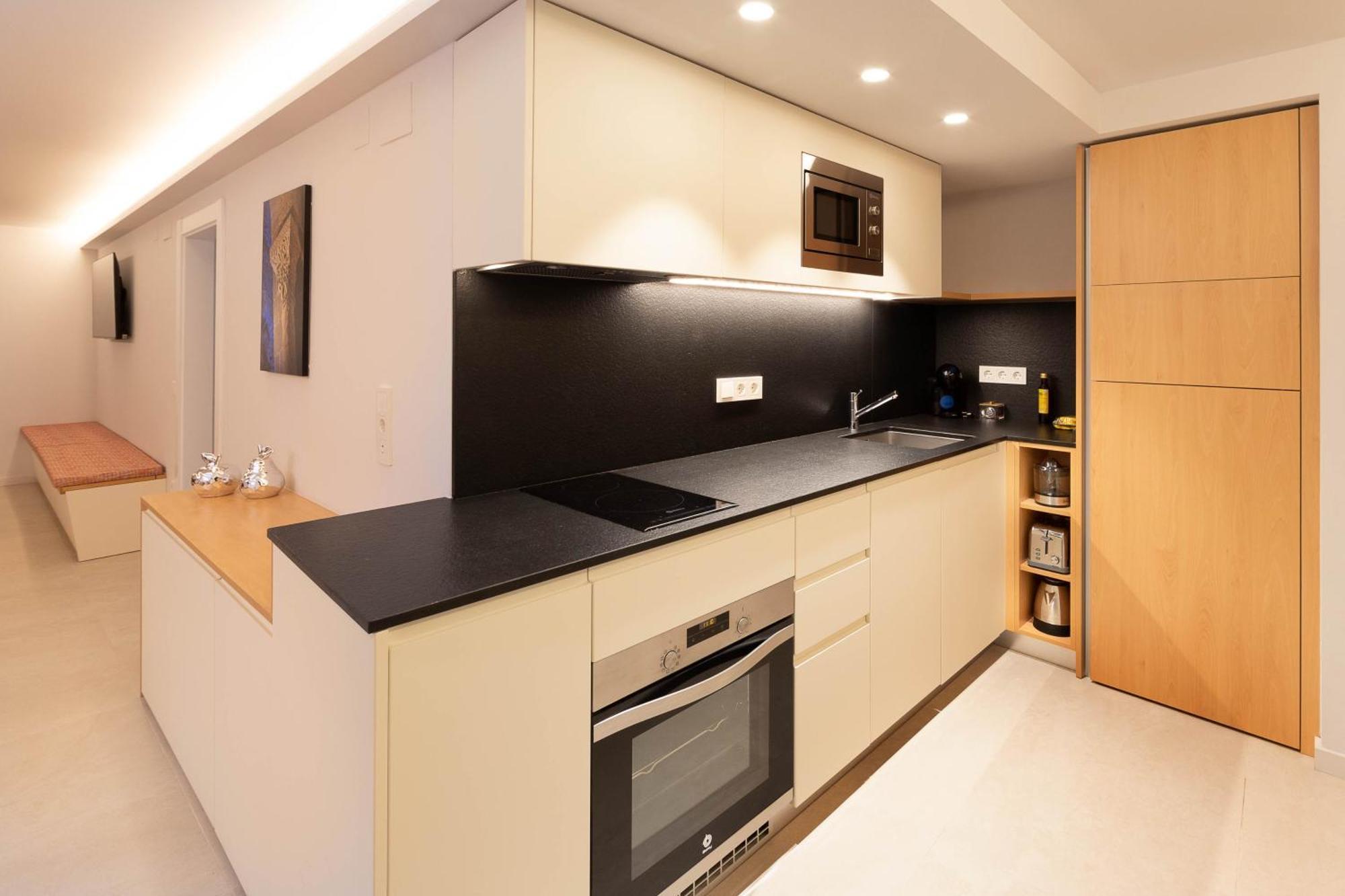 C&C Apartments Figueres  Eksteriør bilde