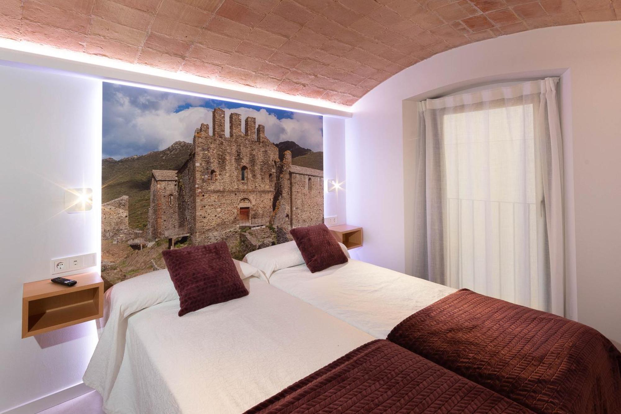 C&C Apartments Figueres  Eksteriør bilde