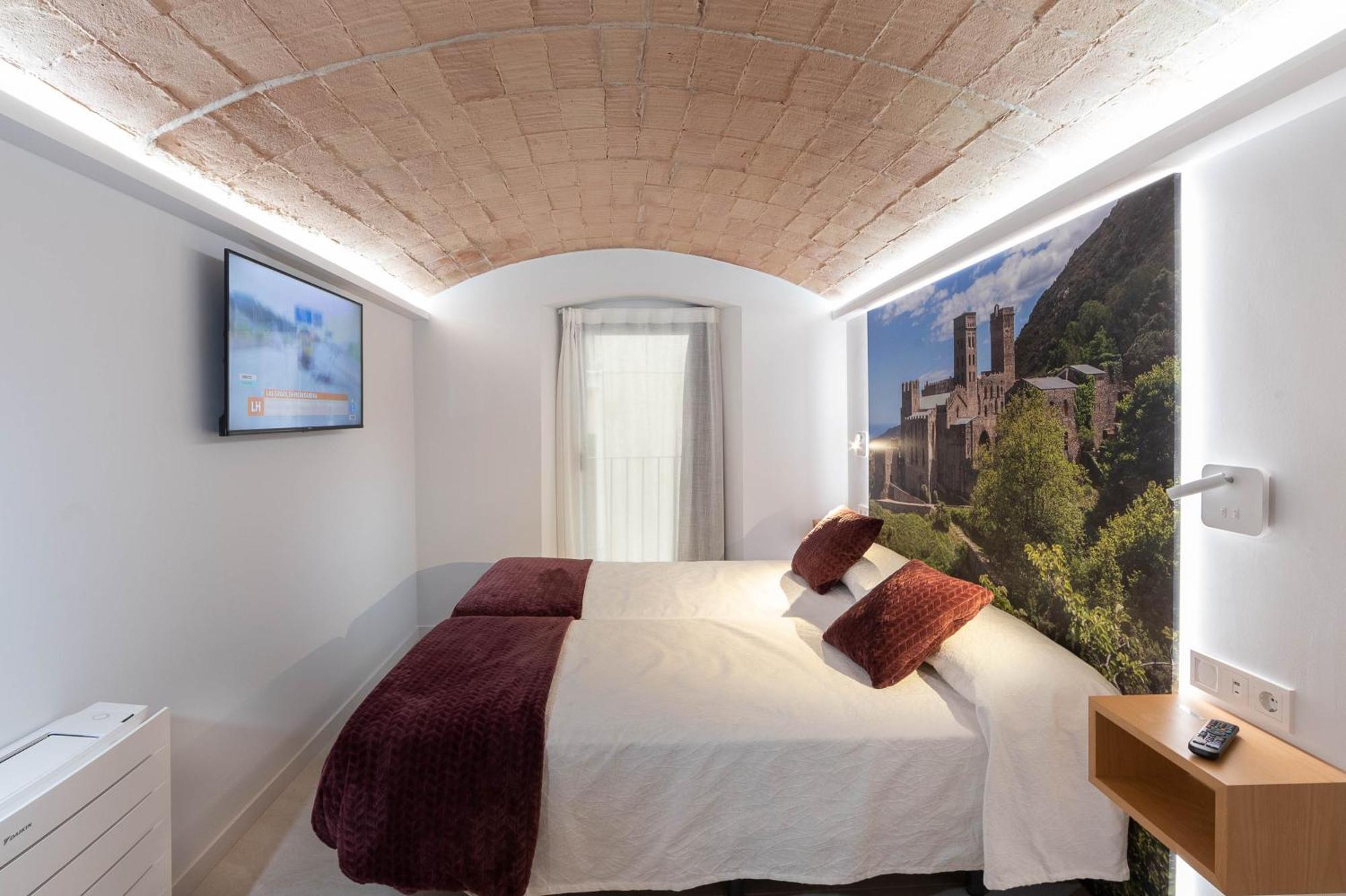 C&C Apartments Figueres  Eksteriør bilde